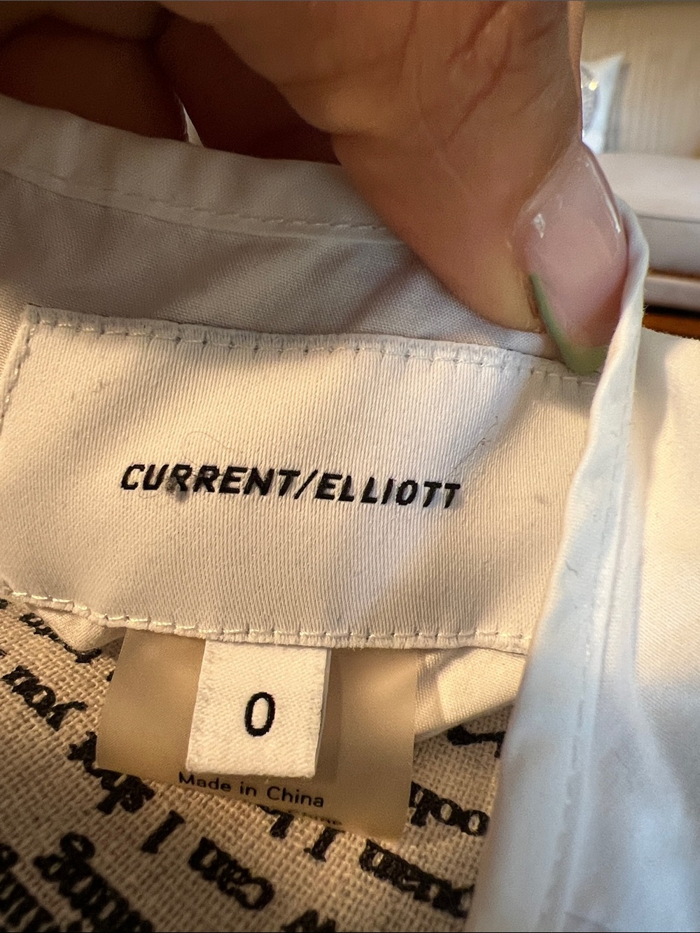 CURRENT/ELLIOTT White Button-Up Shirt with Branded Neck Tag